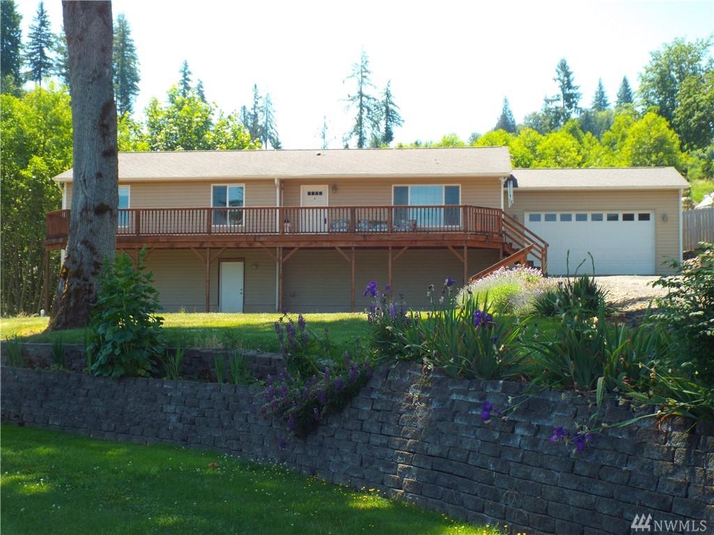 203 Lakeview Dr - Photo 1