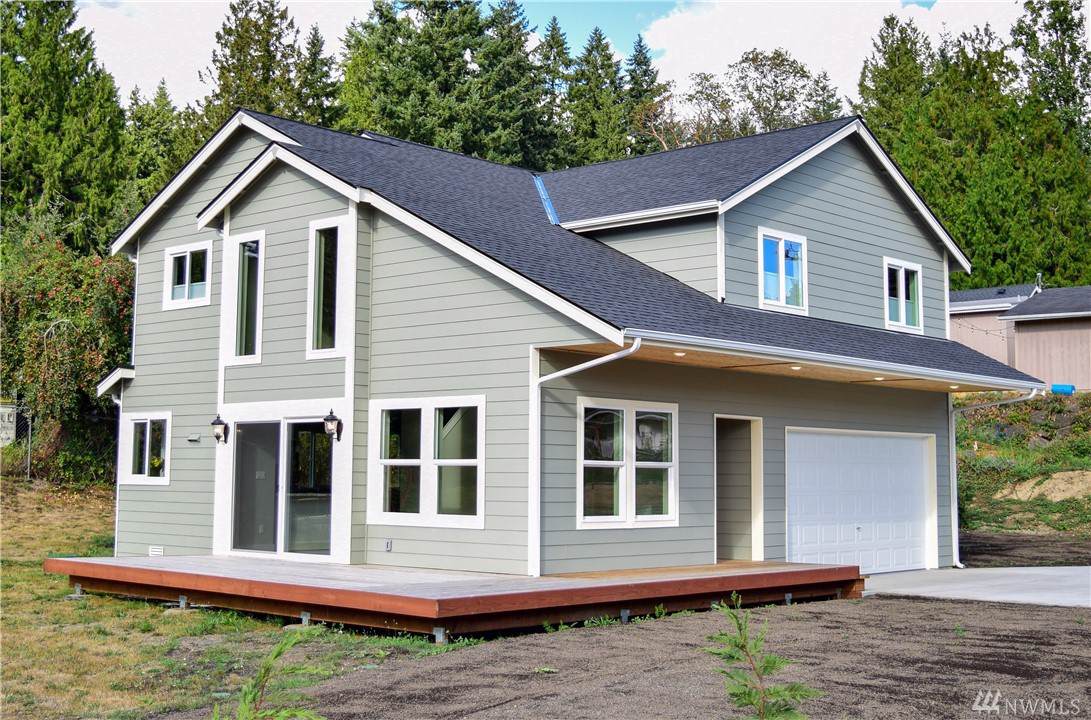 1521 Bertha Ave - Photo 1