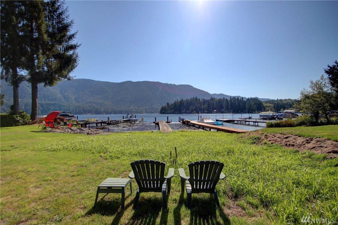 33862 North Shore Drive - Photo 1