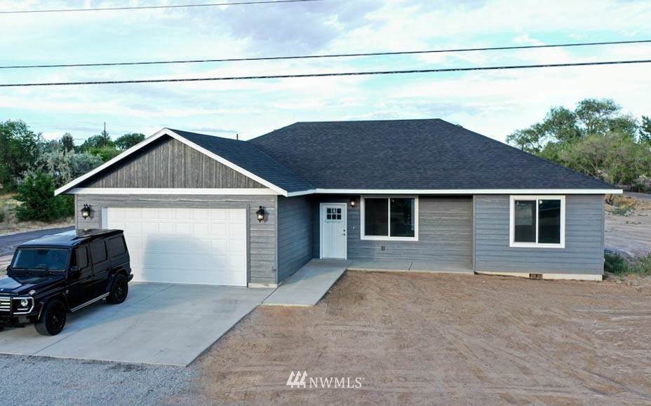 437 2nd Avenue - Photo 1