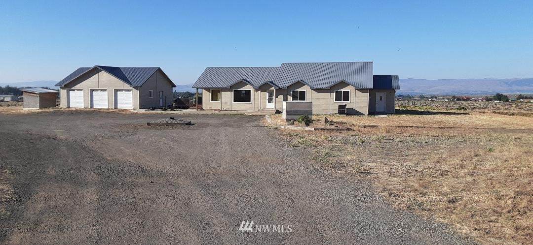430 Charlton Road - Photo 1