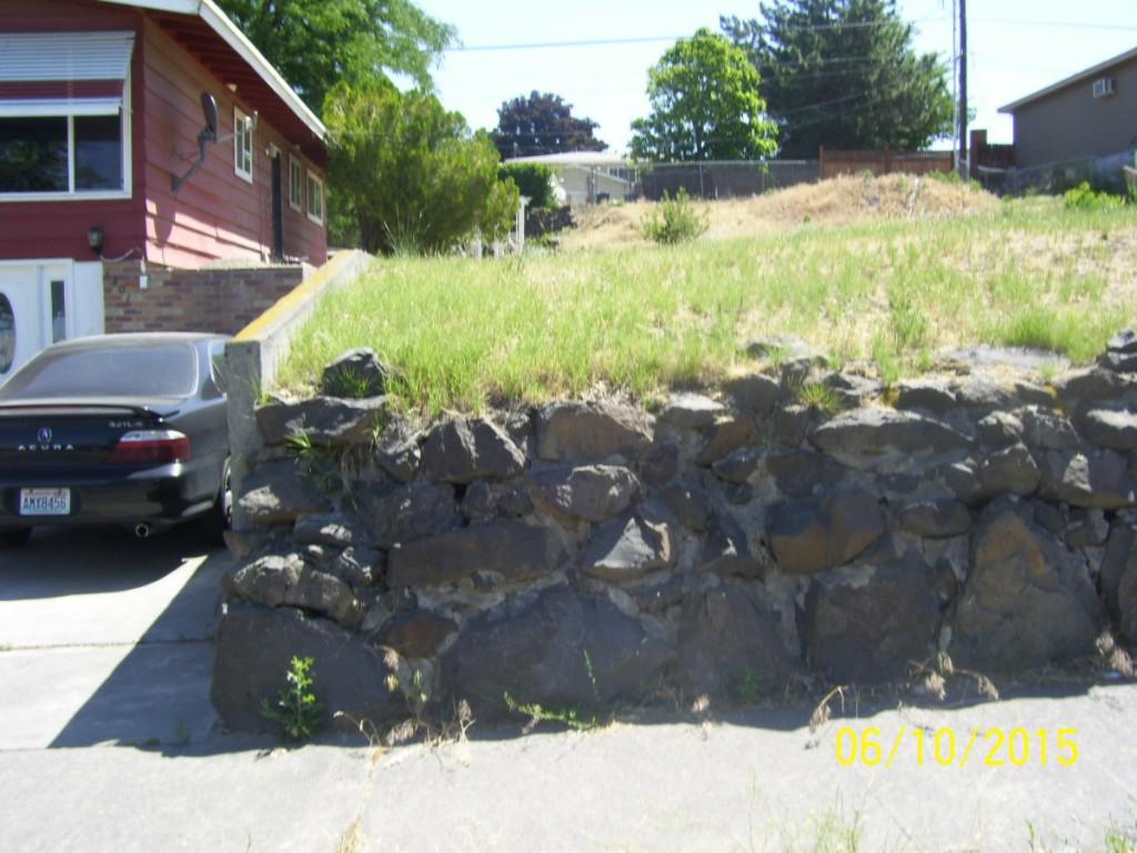 1203 Baker - Photo 1