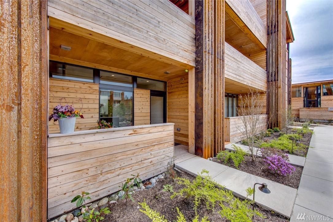 465 Ambrose Lane - Photo 1