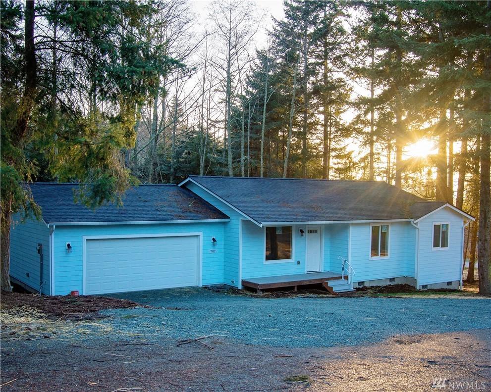 707 Circle Dr - Photo 1
