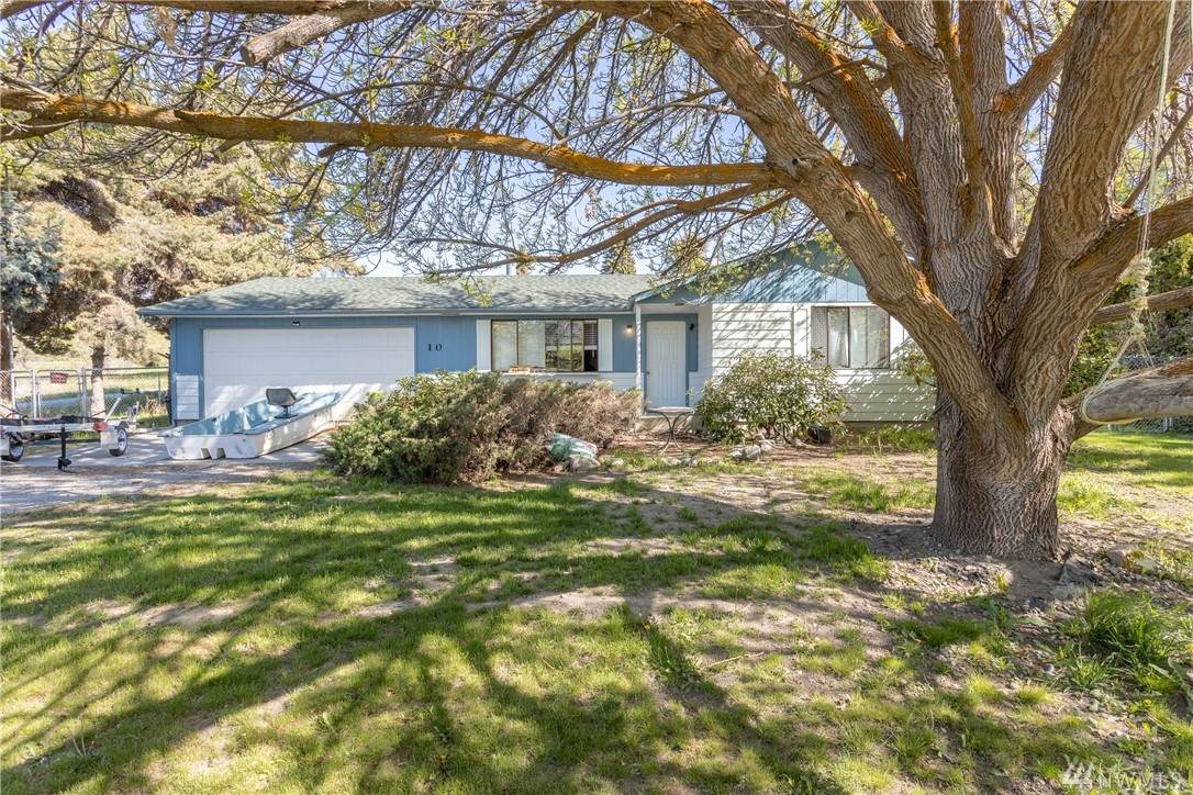 10 Hope Lane - Photo 1