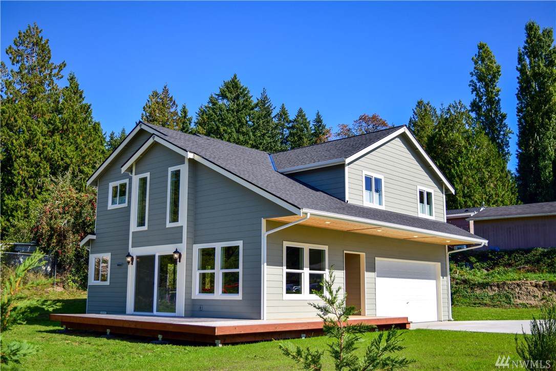 1521 Bertha Ave - Photo 1