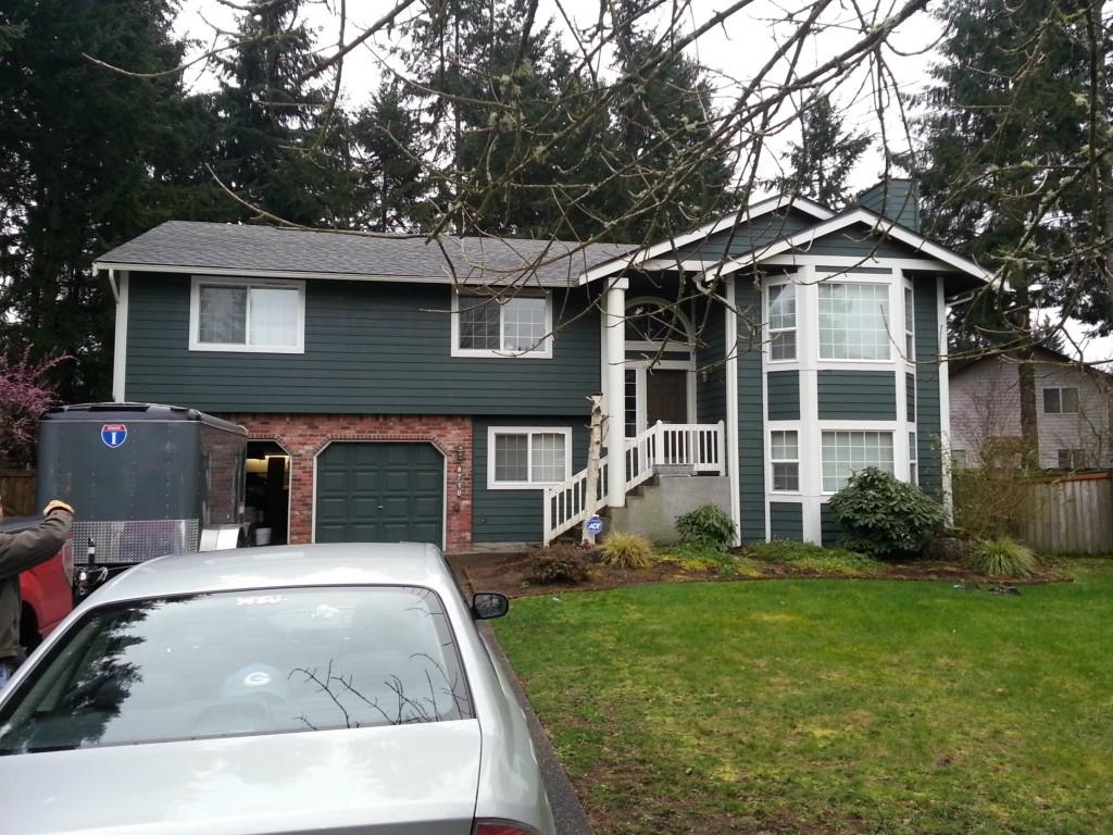8710 173rd St - Photo 1