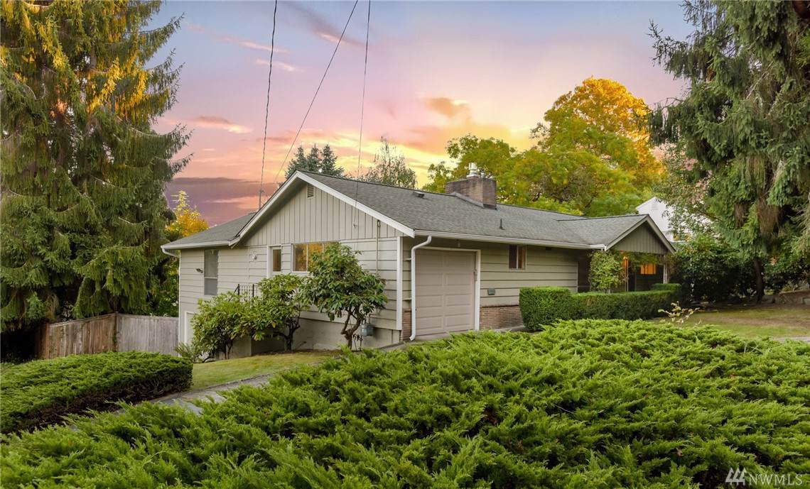 1300 104th Ave - Photo 1