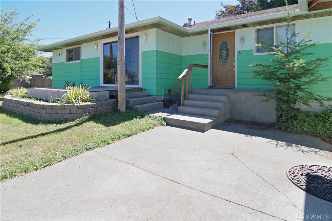 10317 Holly Dr - Photo 1