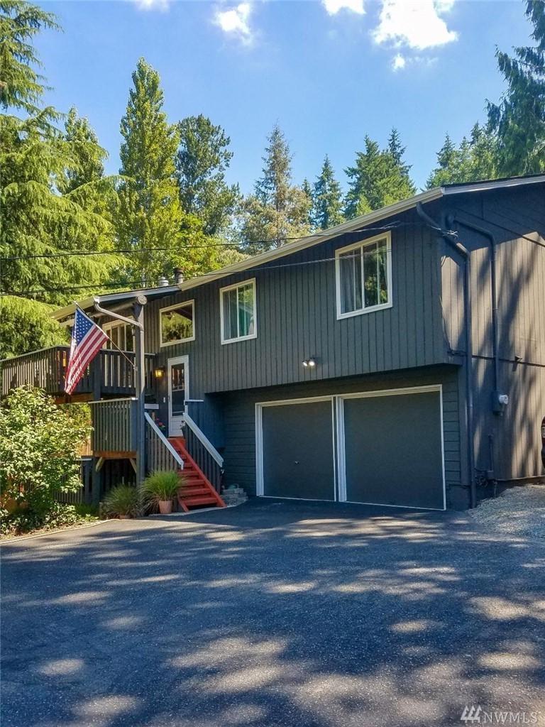 212 208th Ave - Photo 1