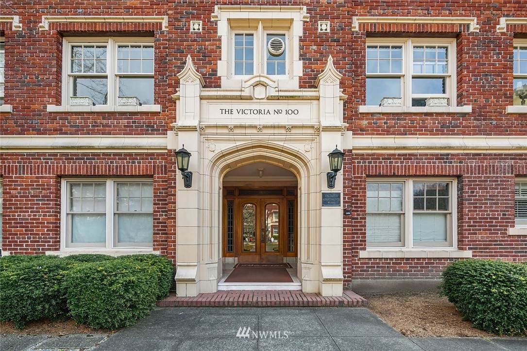 100 Highland Drive - Photo 1