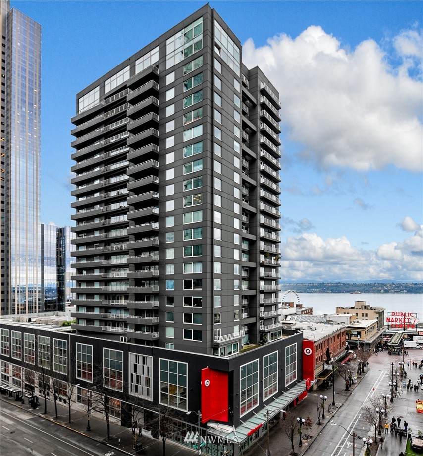 1415 2nd Avenue - Photo 1