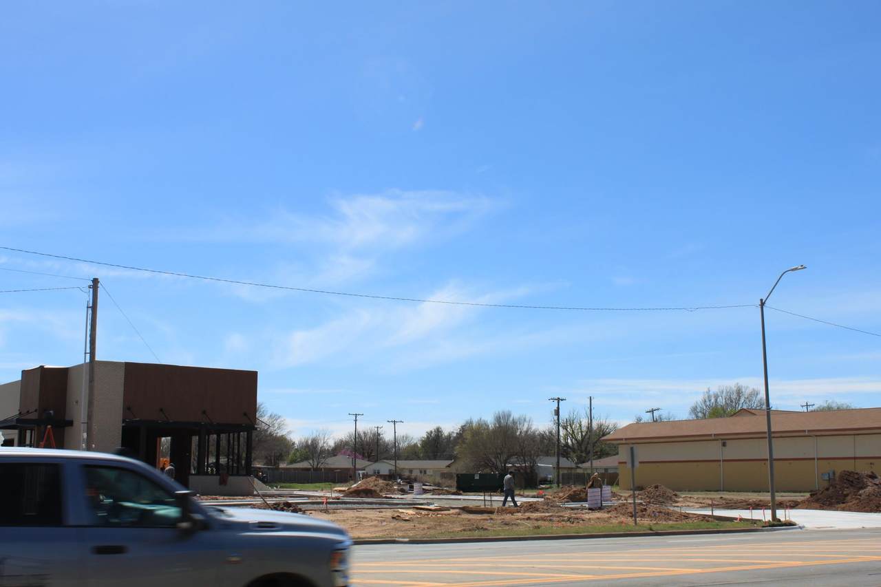 2215 Oklahoma Ave - Photo 1