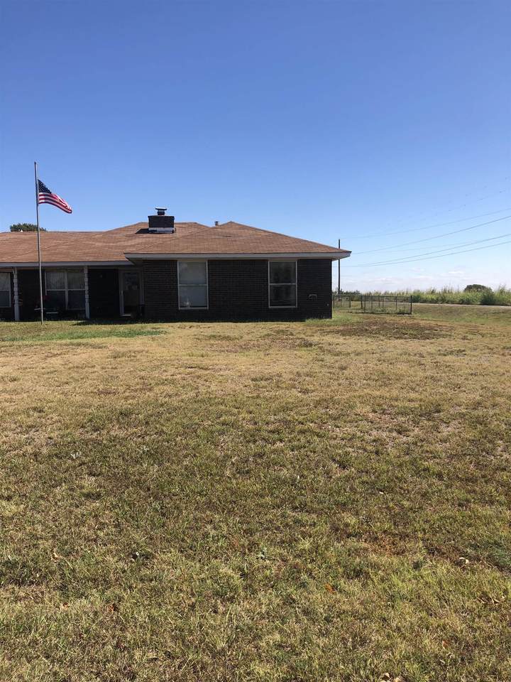 101 Linda Circle - Photo 1