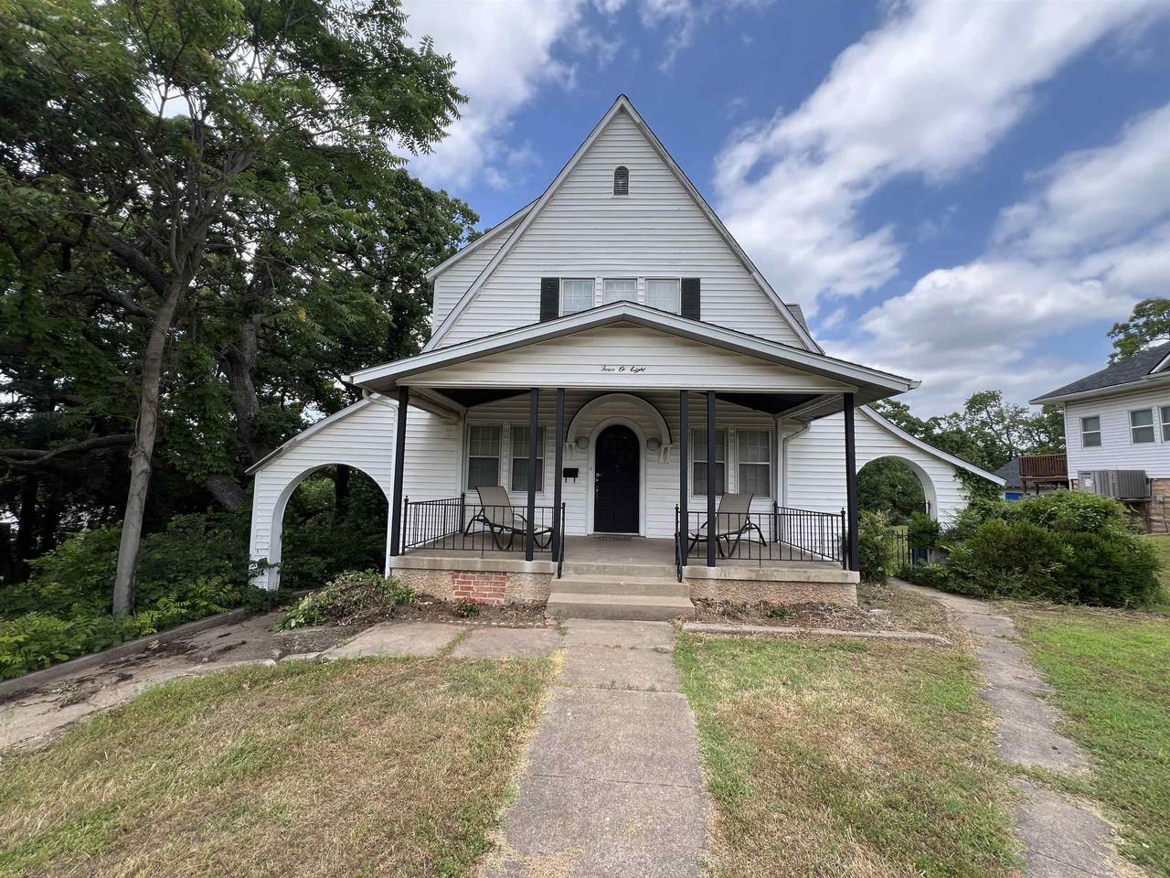408 Cleveland St - Photo 1