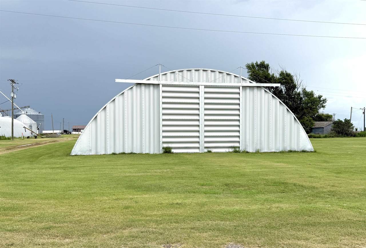 422 Blackmer - Photo 1
