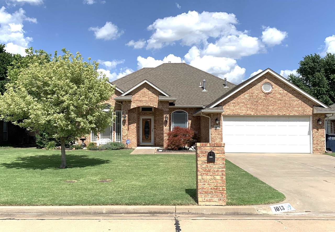 1013 Quail Ridge Ln - Photo 1