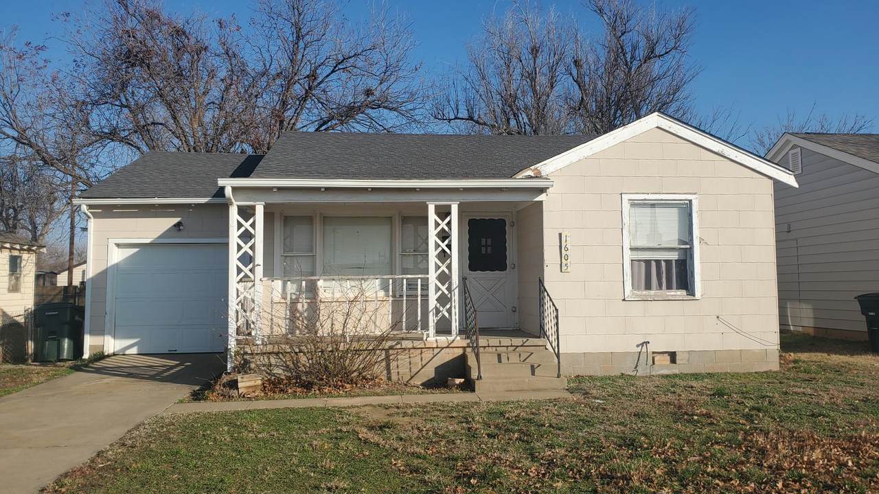 1605 Jackson - Photo 1