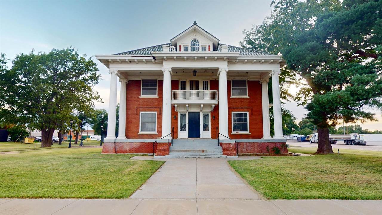 1001 10th St - Photo 1