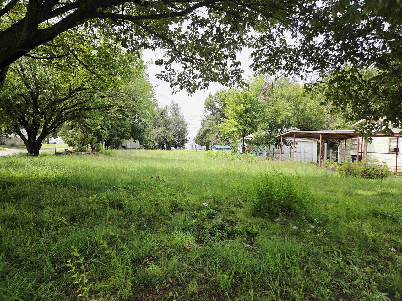 1502 Quincy - Photo 1