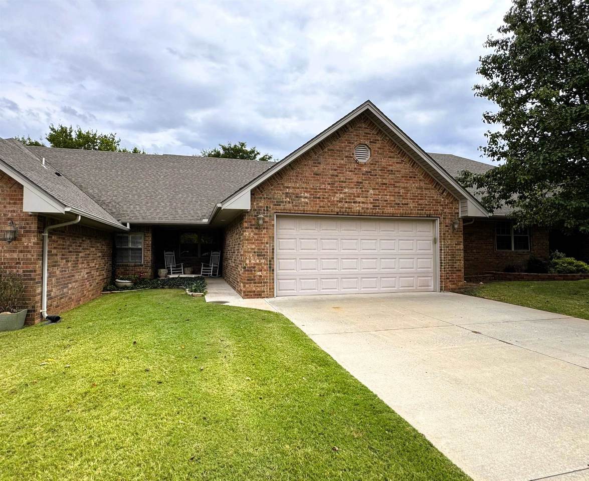 3008 Brook Haven Rd - Photo 1