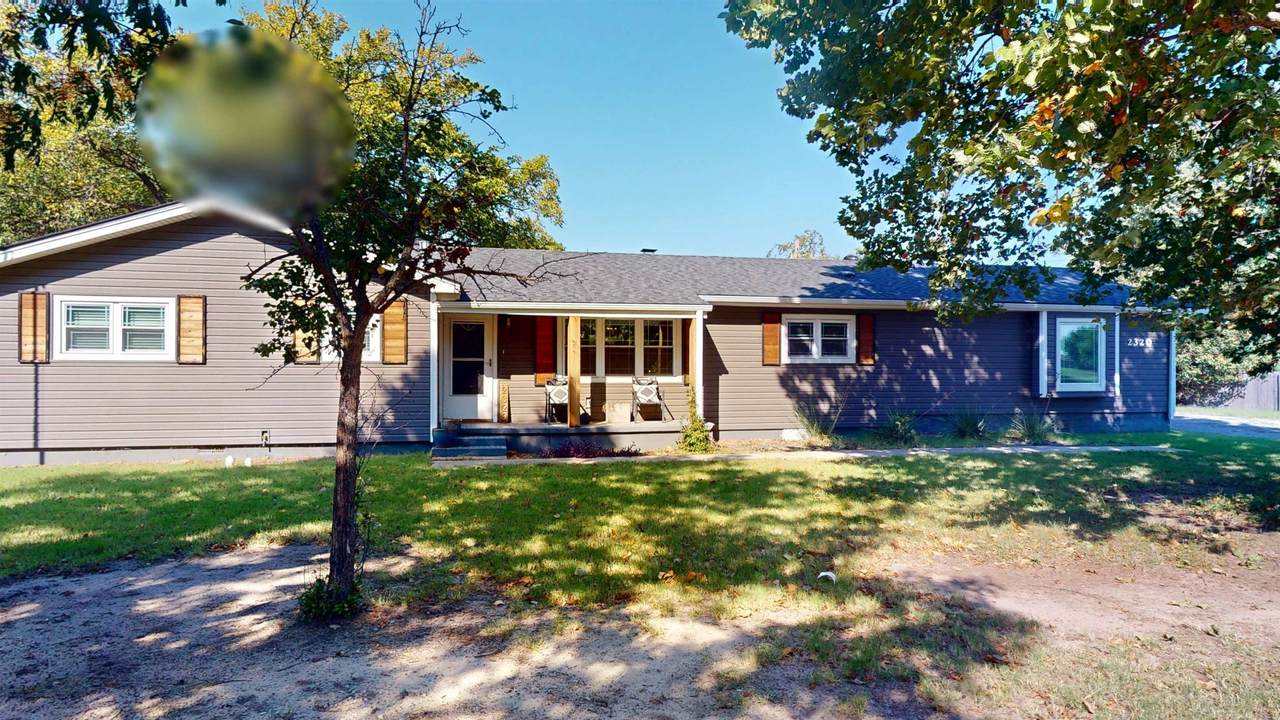 2320 Hanks Trail - Photo 1