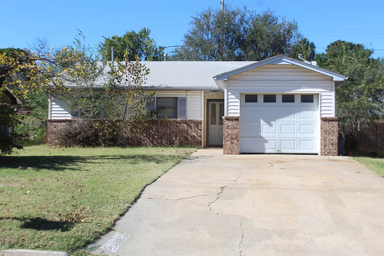 2923 Meadowview Dr - Photo 1