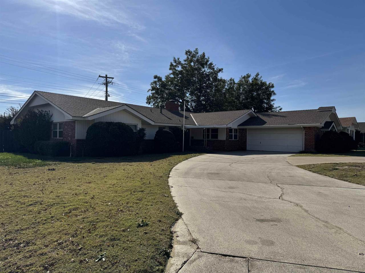 1901 Seneca - Photo 1