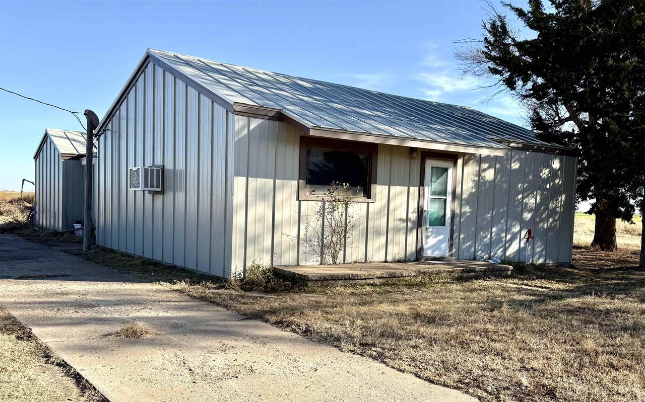 847 Mile 45 Rd - Photo 1