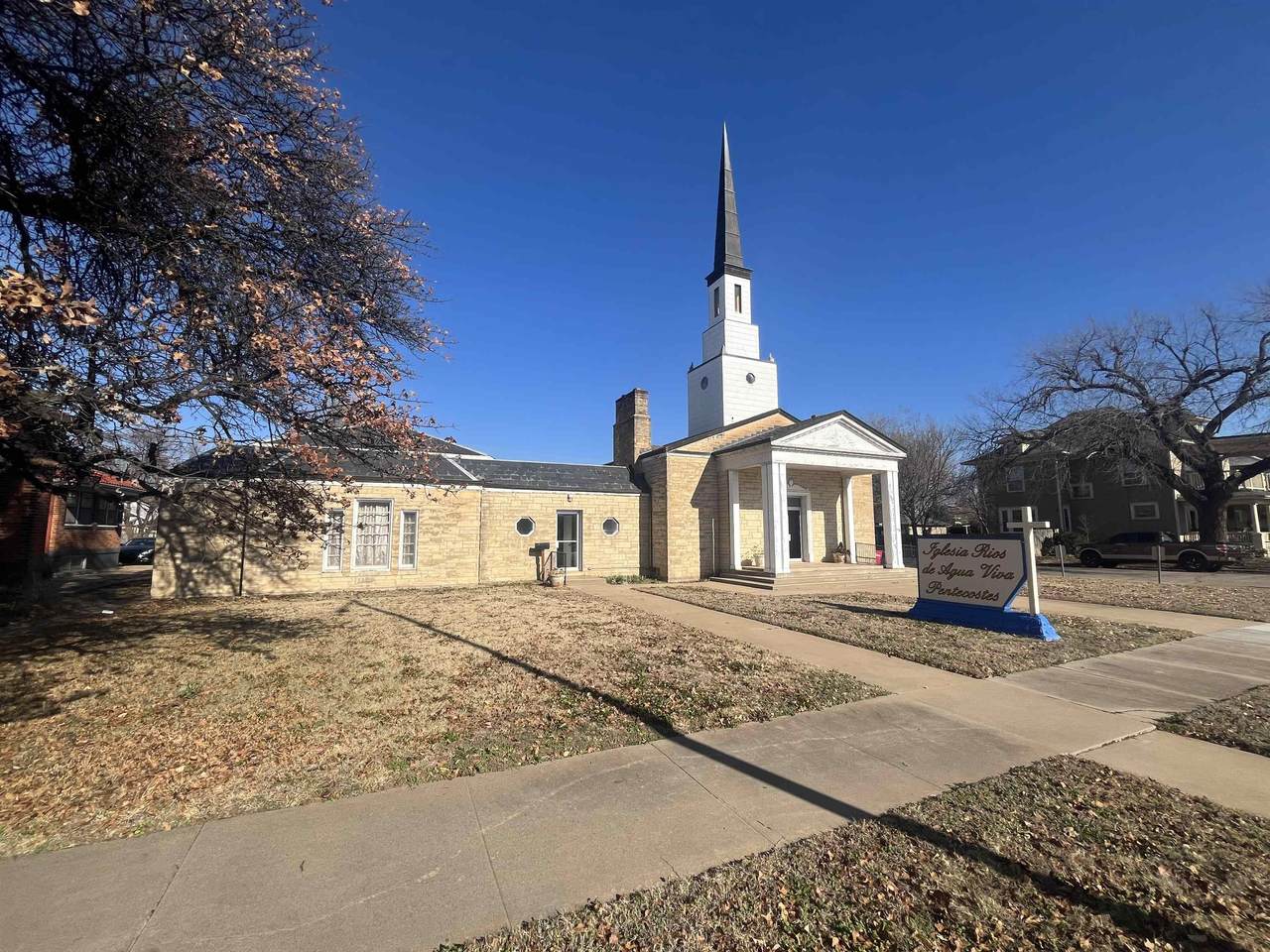 1302 Broadway - Photo 1