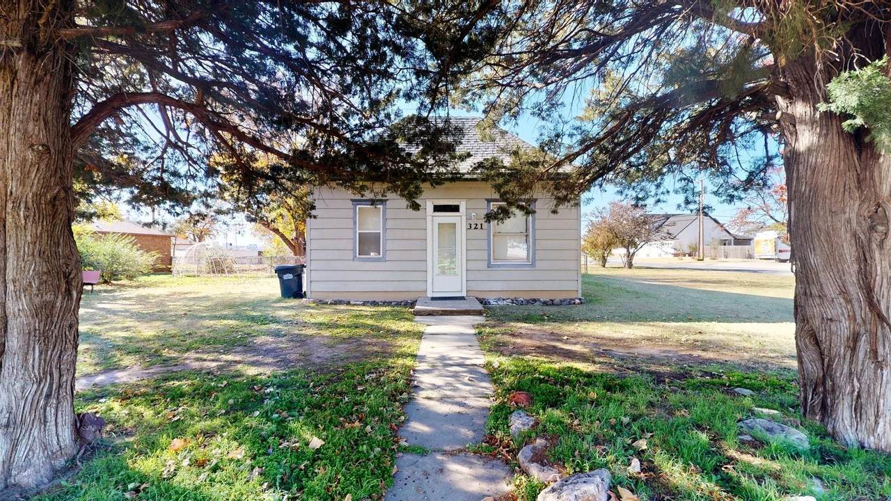 321 Main St - Photo 1