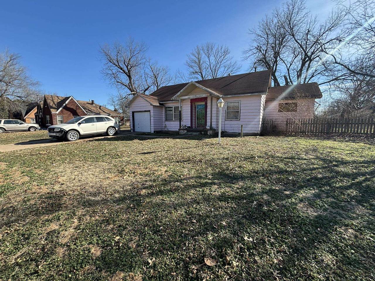 1717 Cypress - Photo 1