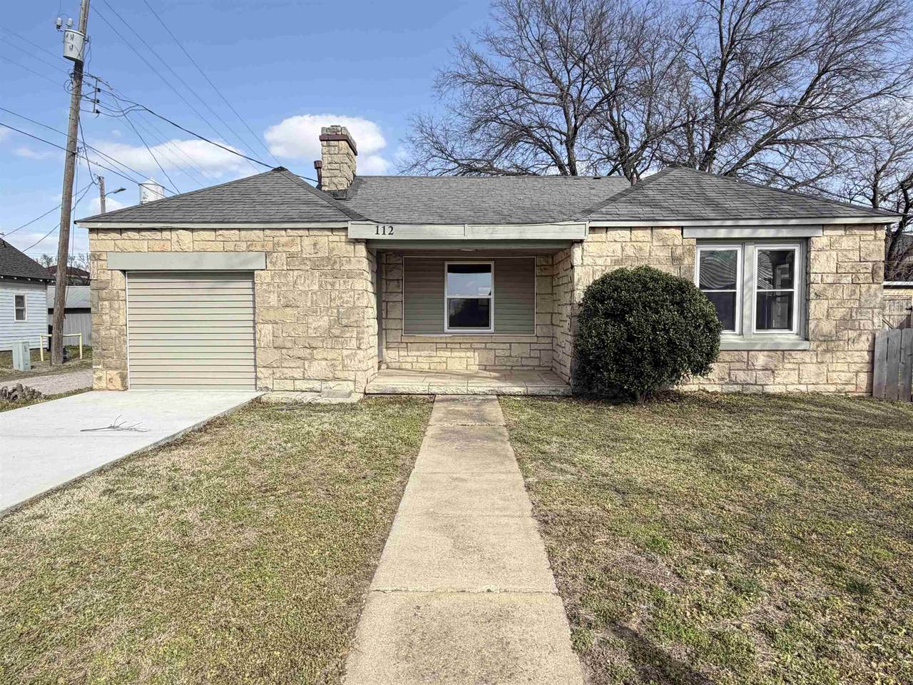 112 2nd - Photo 1
