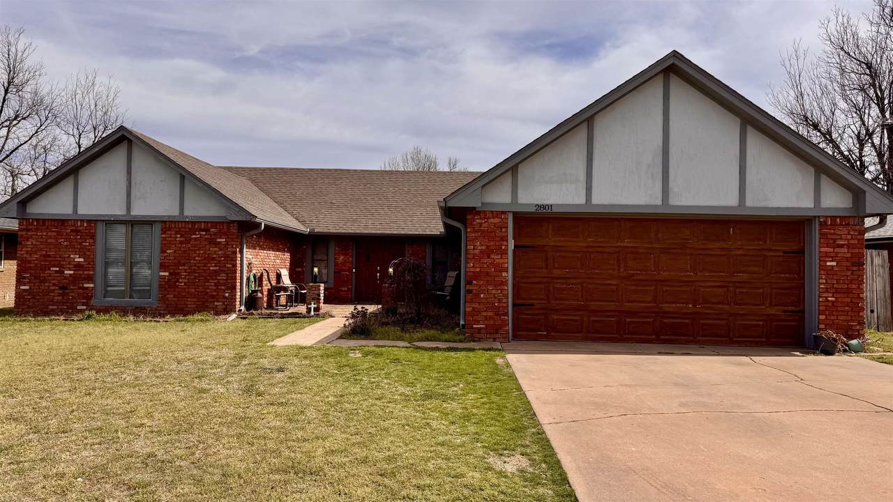 2801 Sunnybrook Ln - Photo 1