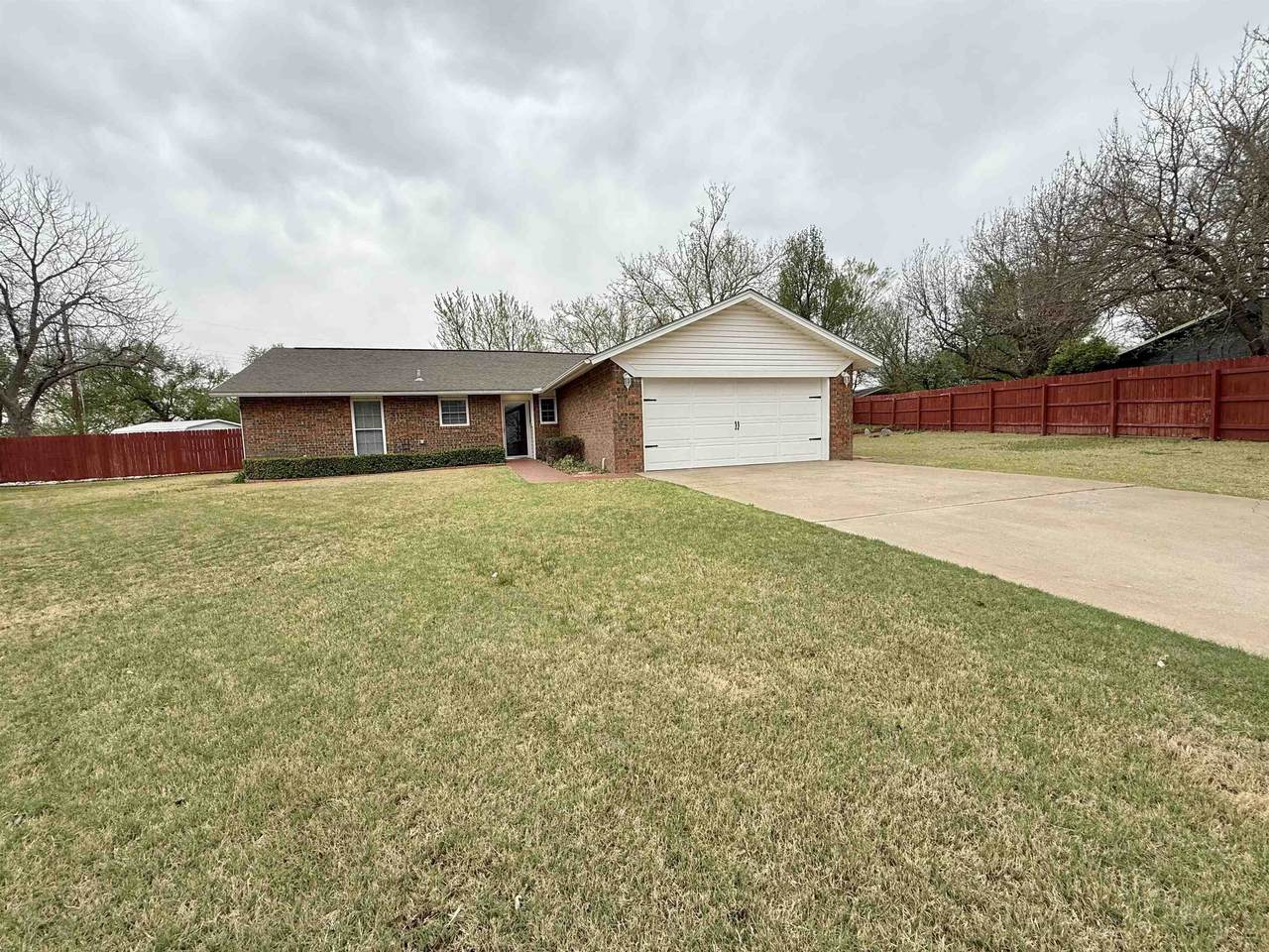 2820 Essex St - Photo 1