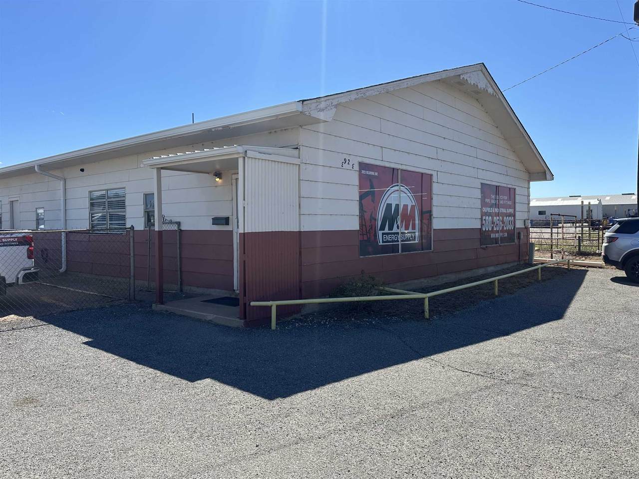 3923 Oklahoma Ave - Photo 1