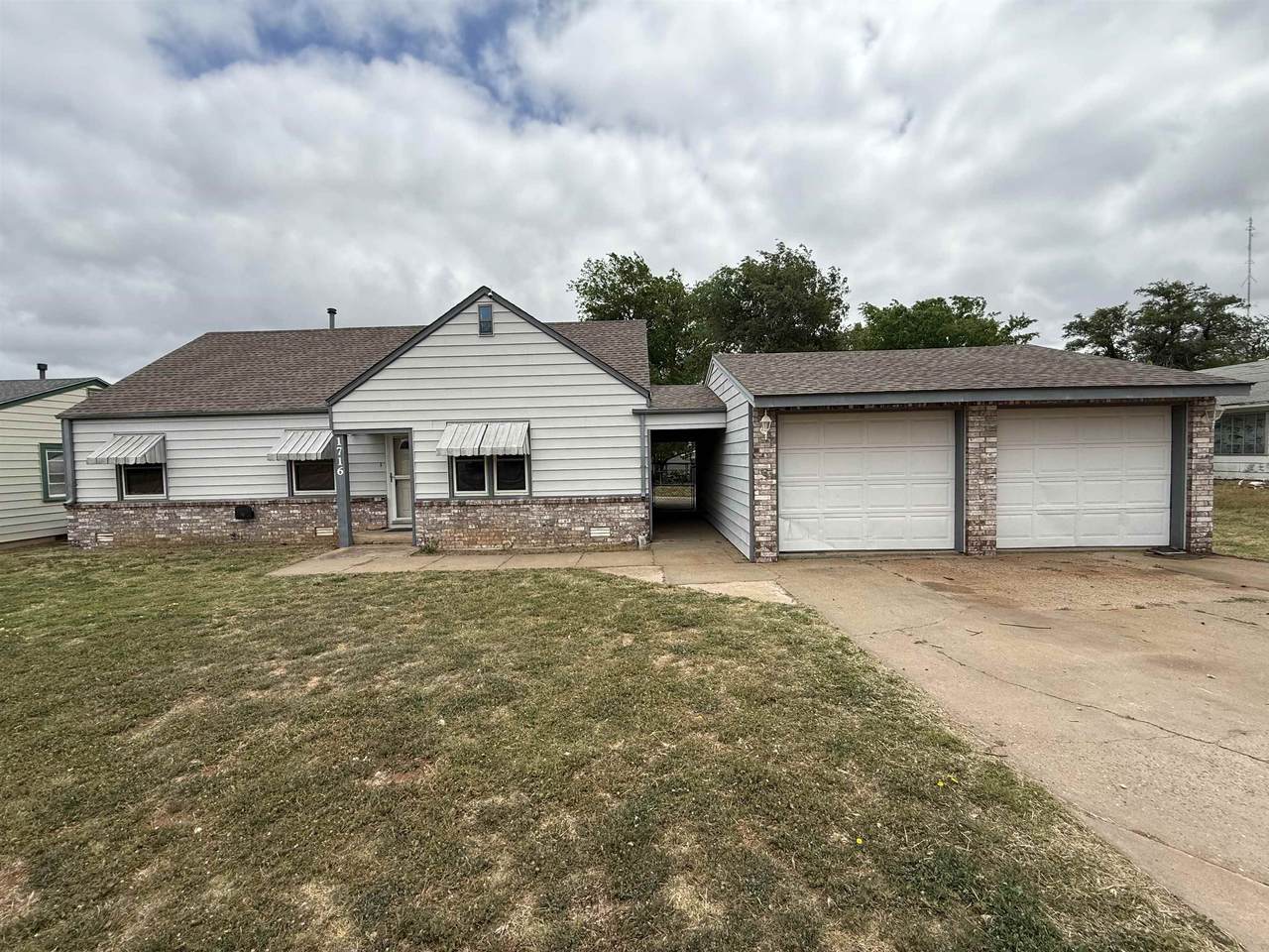 1716 15th St - Photo 1