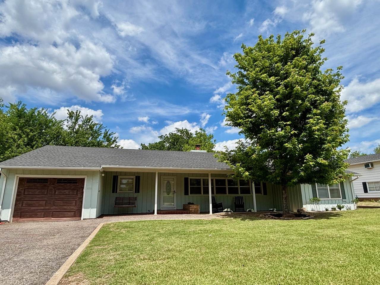 1522 Wynona - Photo 1