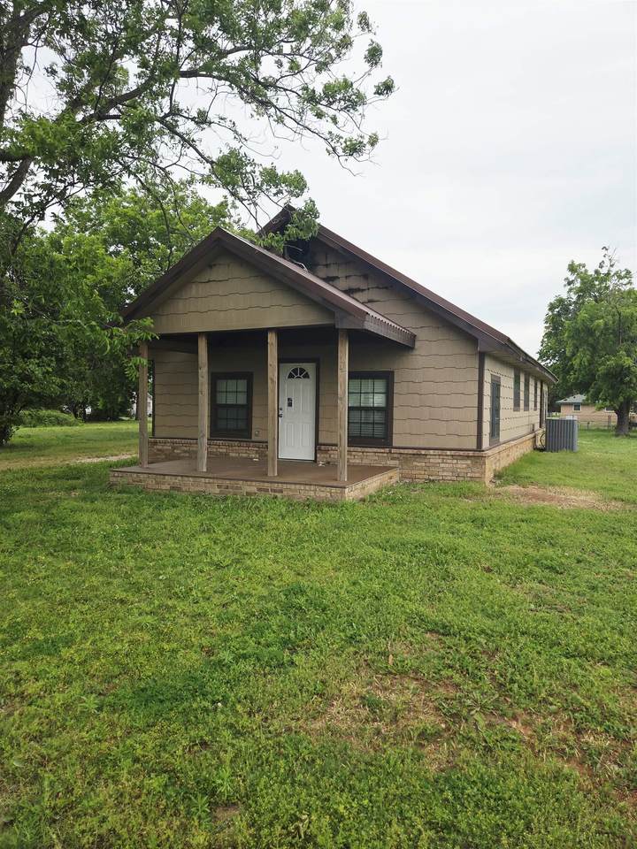 519 Ponca - Photo 1