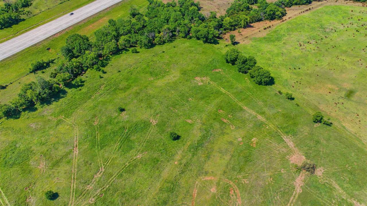 5131 Lone Chimney - Photo 1