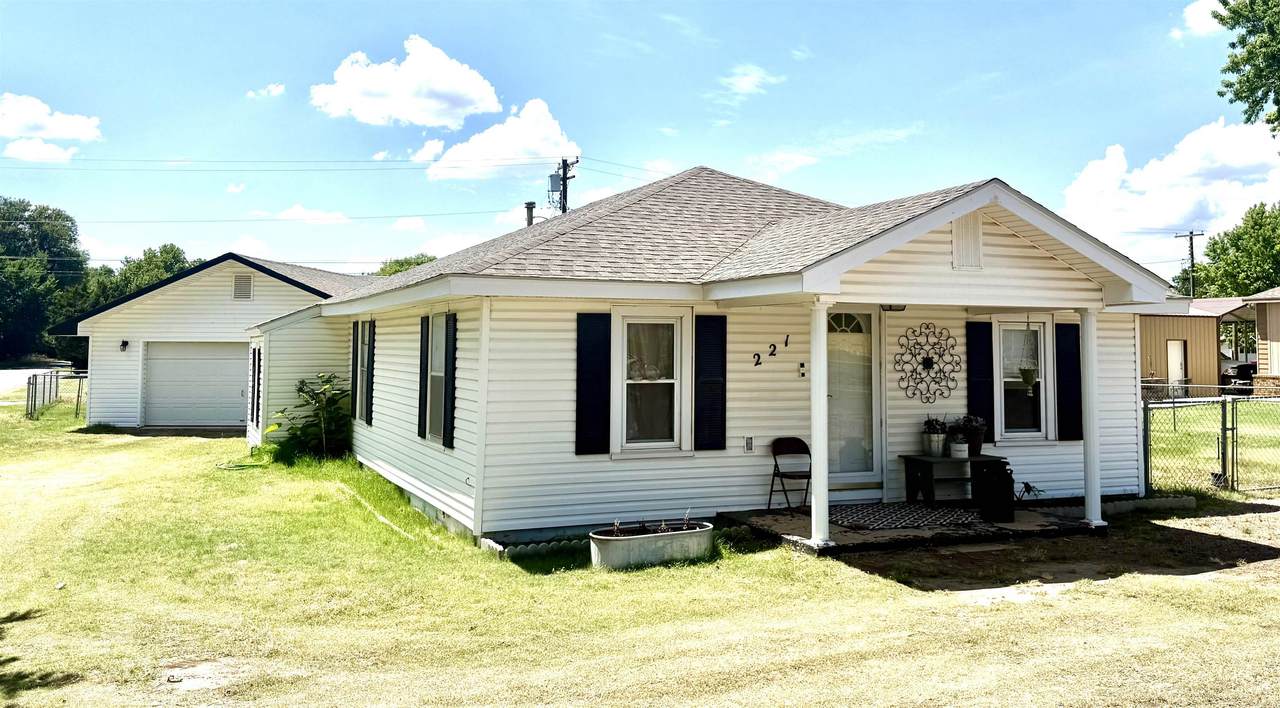 221 Krouth - Photo 1
