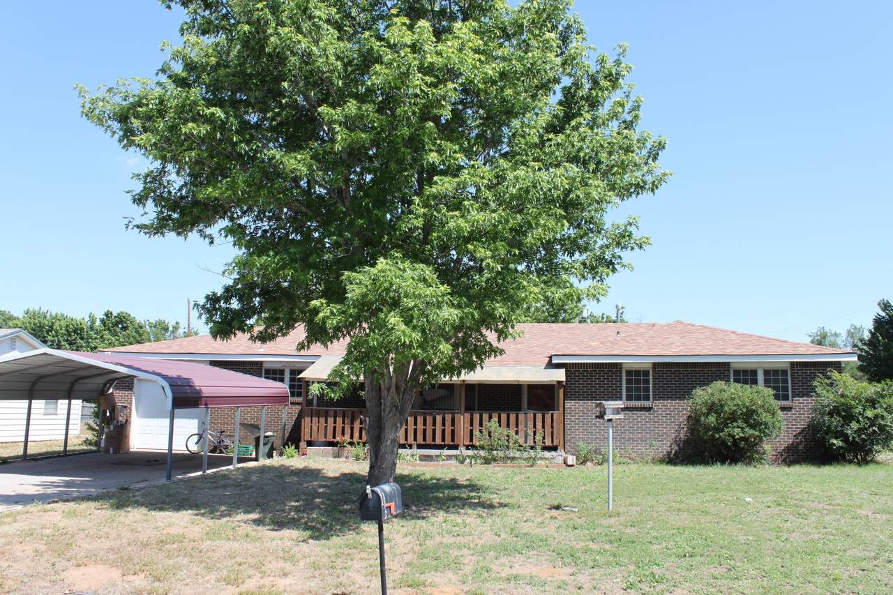 2910 Essex - Photo 1
