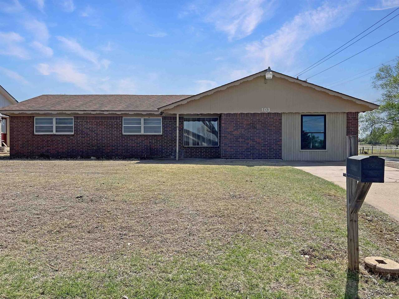 103 Birch - Photo 1