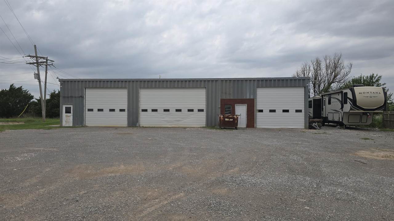 .65 AC 33-21N-12W - Photo 1
