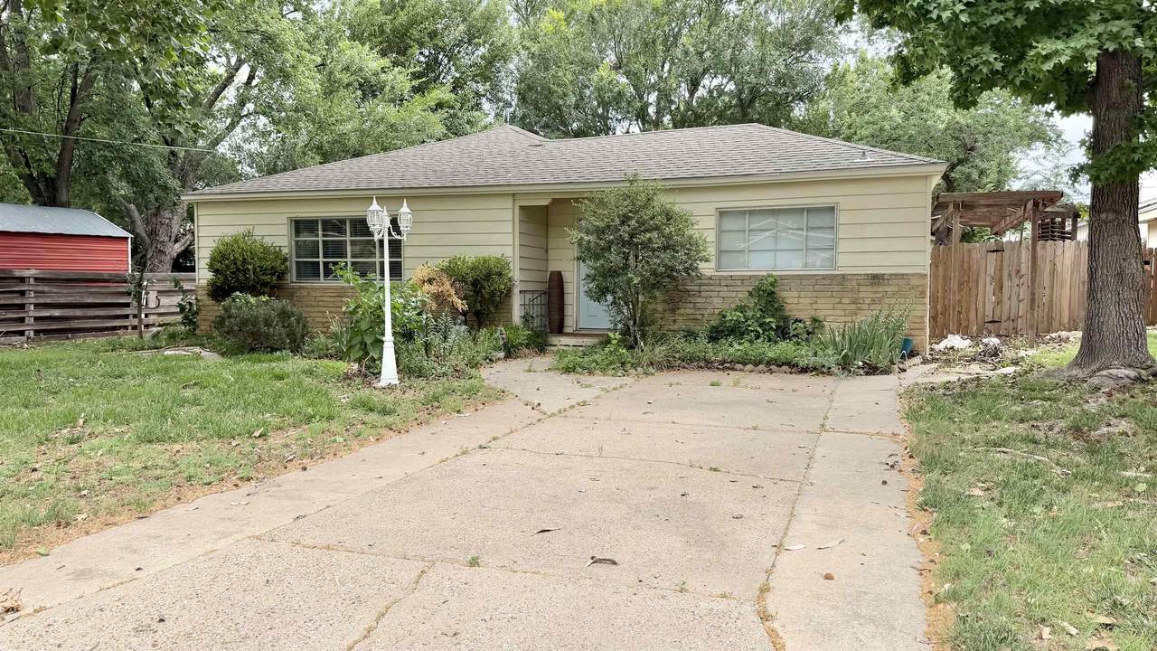 1711 Cherry St - Photo 1