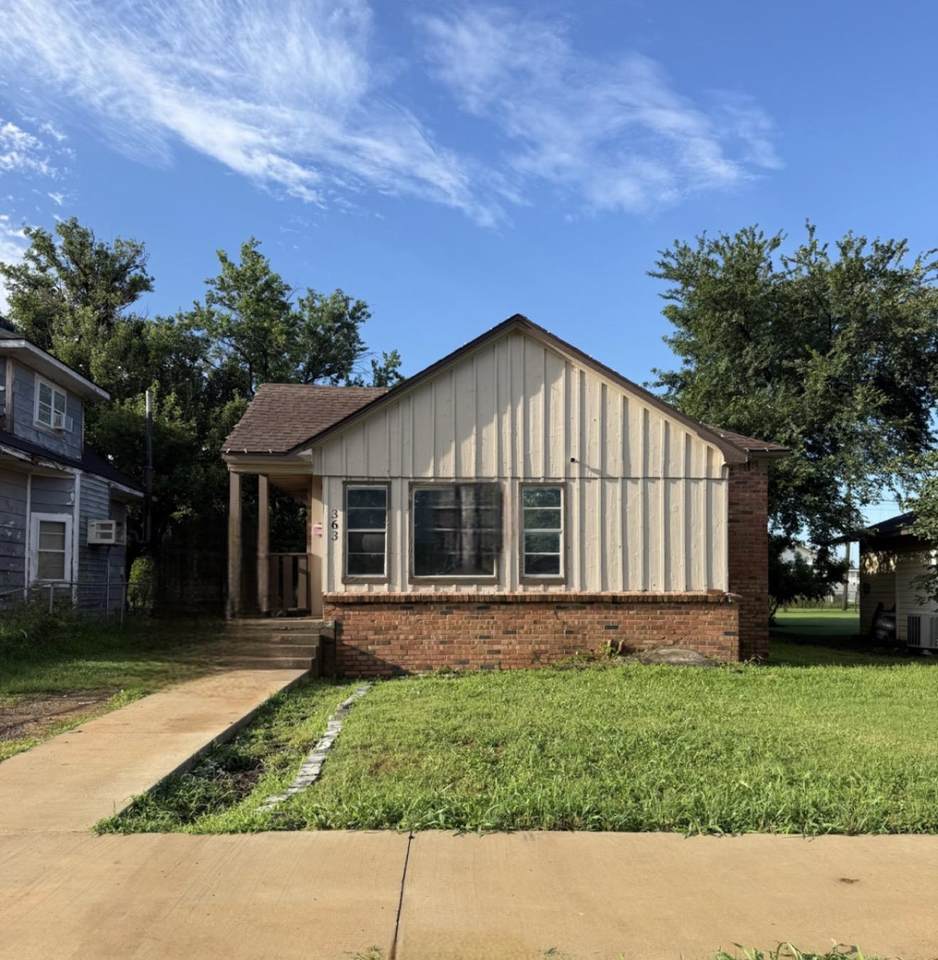 363 Birch - Photo 1