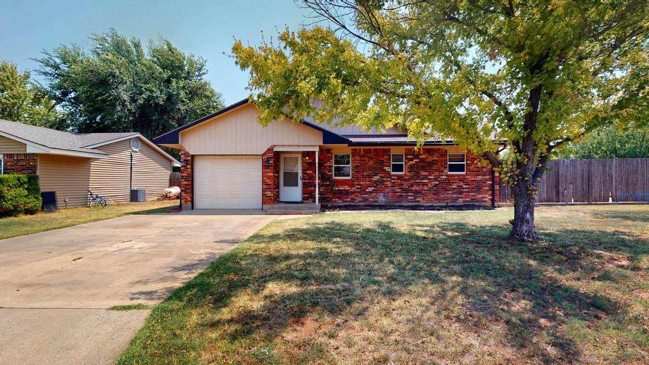 3320 Wheatridge Dr - Photo 1