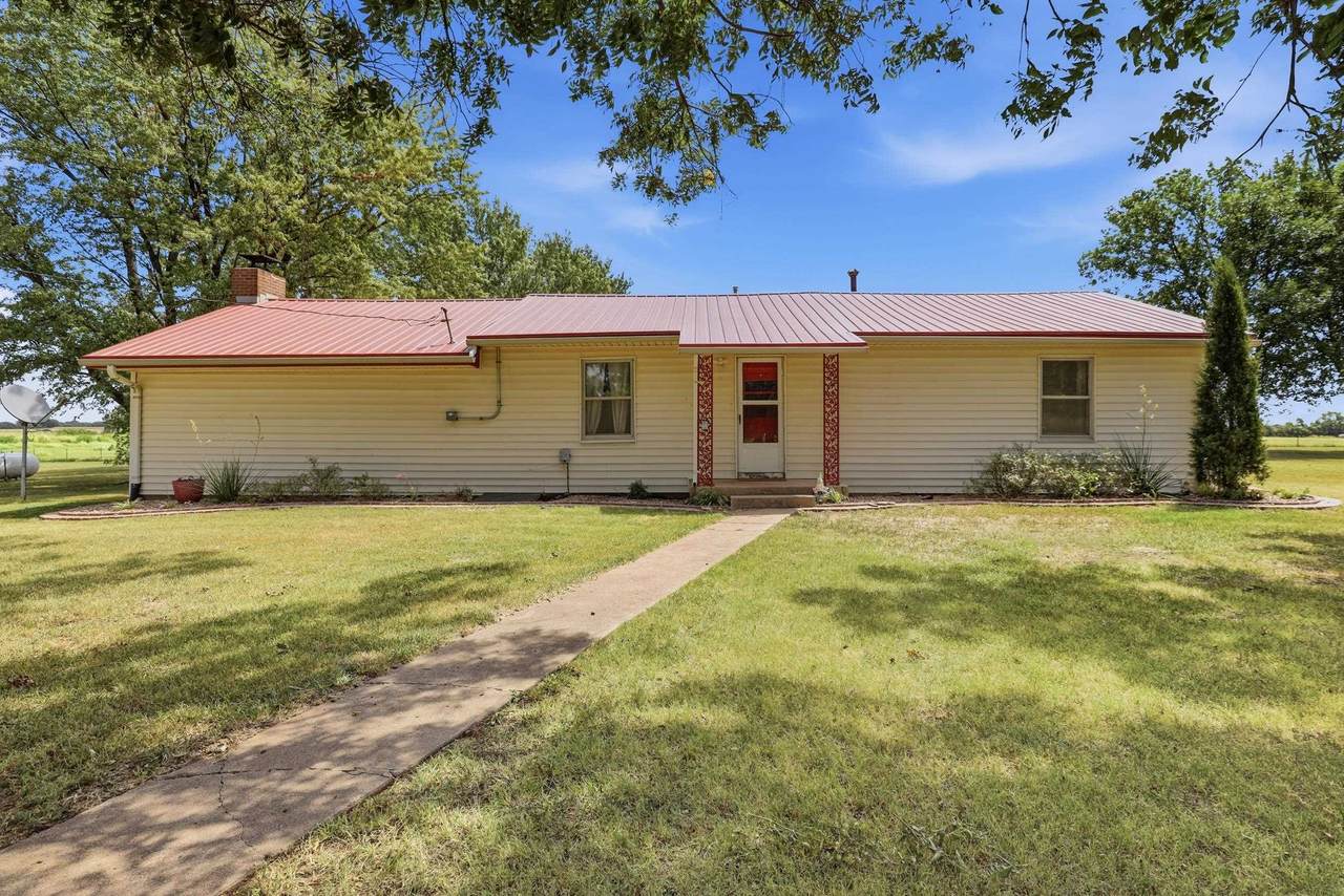 8751 Highland - Photo 1