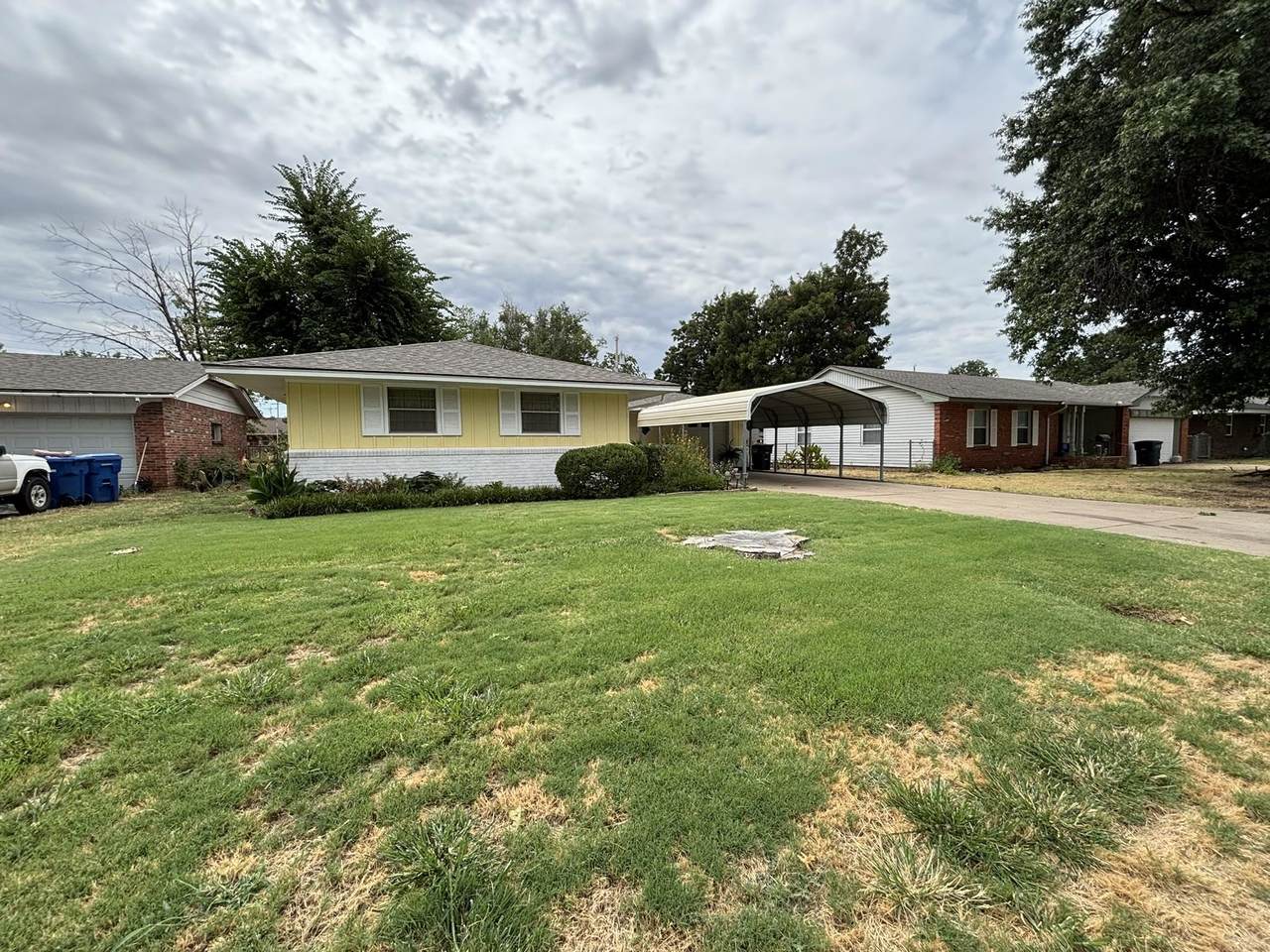 1405 Suggett Ave - Photo 1