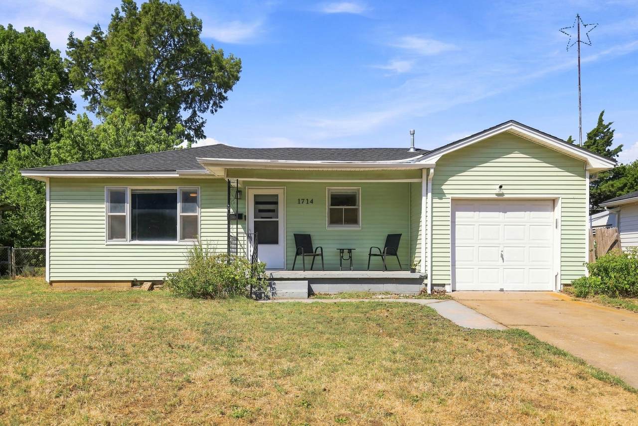 1714 Quincy - Photo 1